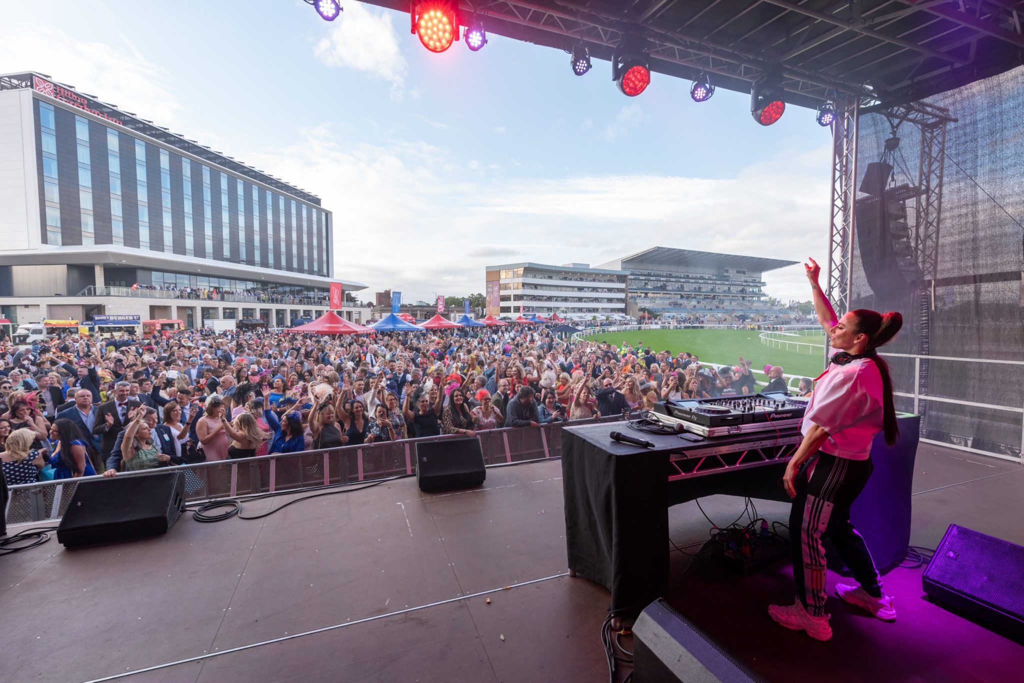 Cazoo St Leger Festival: Experience the World’s Oldest Classic in style Cazoo St Leger Festival: Experience the World’s Oldest Classic in style