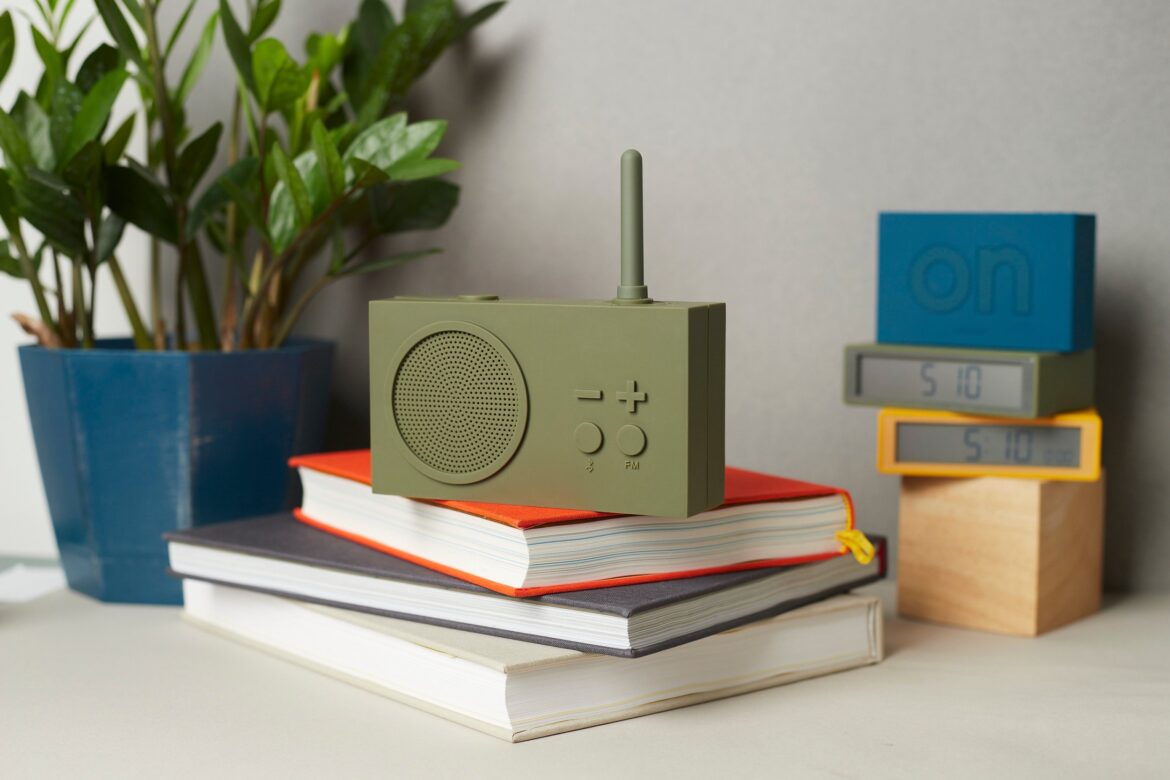 LEXON TYKHO FM RADIO & BLUETOOTH SPEAKER LEXON TYKHO FM RADIO & BLUETOOTH SPEAKER